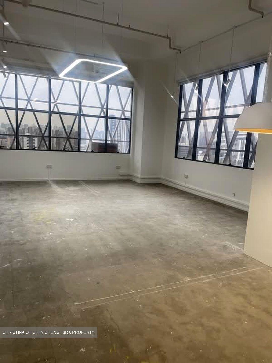 Ct Hub 2 (D12), Office #604744531